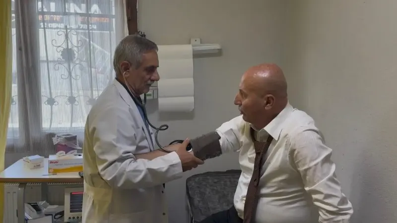 Ağrı Tutak'ta 37 Yıldır Şifa Dağıtan Doktorun Örnek Hikâyesi