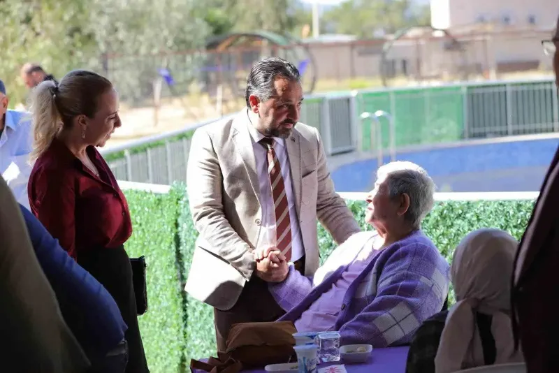 Muğla'da Gençler ve Huzurevi Sakinleri Mangal Etkinliğinde Bir Araya Geldi