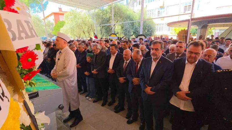 AK Parti Eski Genel Başkan Yardımcısı Mahir Ünal'ın Kayınpederi Nazilli'de Defnedildi