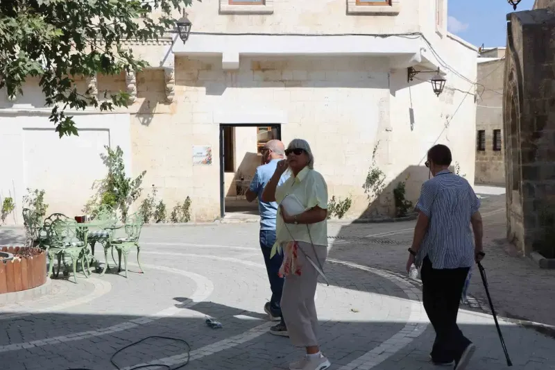 Şanlıurfa'da Tarihi 58 Meydanı Çevre Düzenlemesi Tamamlandı