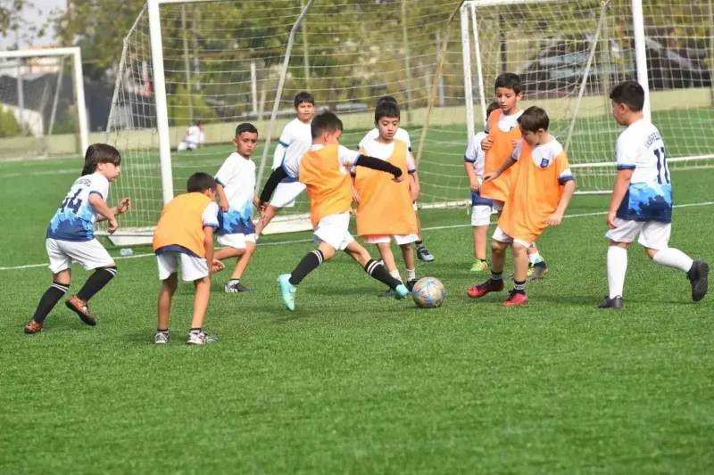 Yunusemre Belediyespor Geleceğin Yıldızları İçin Seçme Düzenliyor