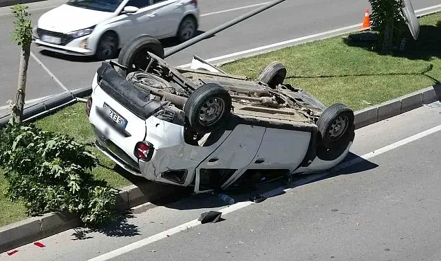 Malatya'da altgeçitte otomobiller çarpıştı: 3 yaralı