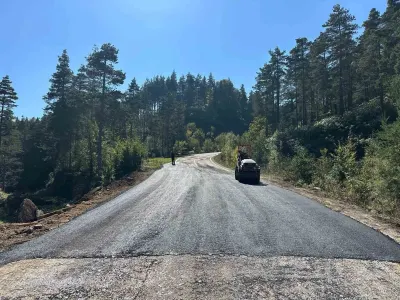 Kaynaşlı Bıçkıyanı İle Topuk Yaylası Güzergahında Asfalt Yama Çalışması