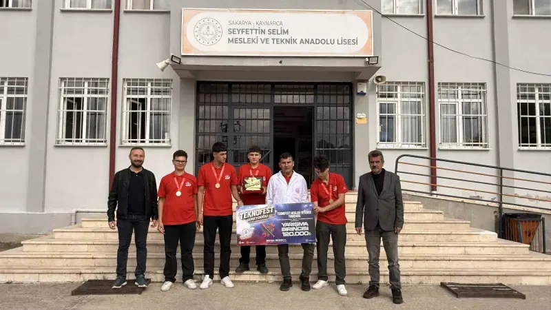 Sakaryali Meslek Lisesi Ogrencileri TEKNOFEST 2026'da Zirveye Yerlesti