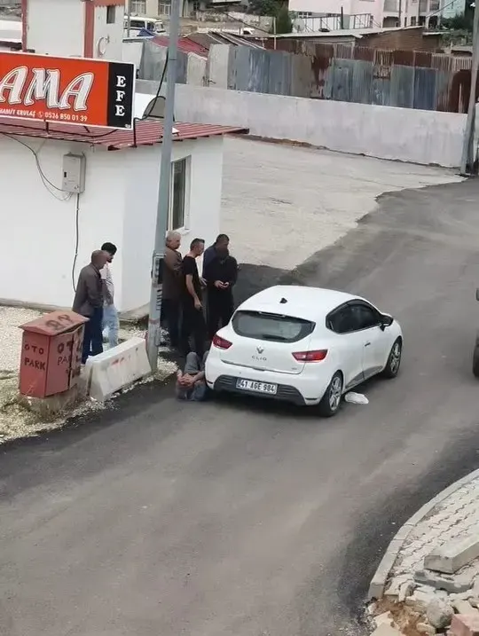Elazığ’da Otomobilin Çarptığı Yaya Yaralandı