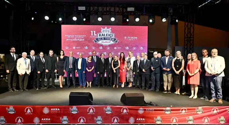 On Birinci Uluslararası Kaleiçi Old Town Festivali Gala Yemeğiyle Başladı