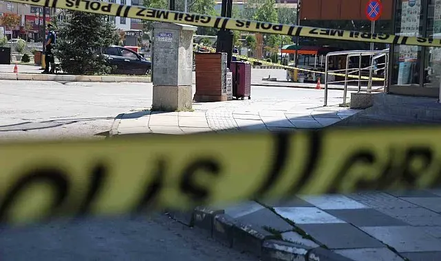 Banka önünde şüpheli valiz alarmı