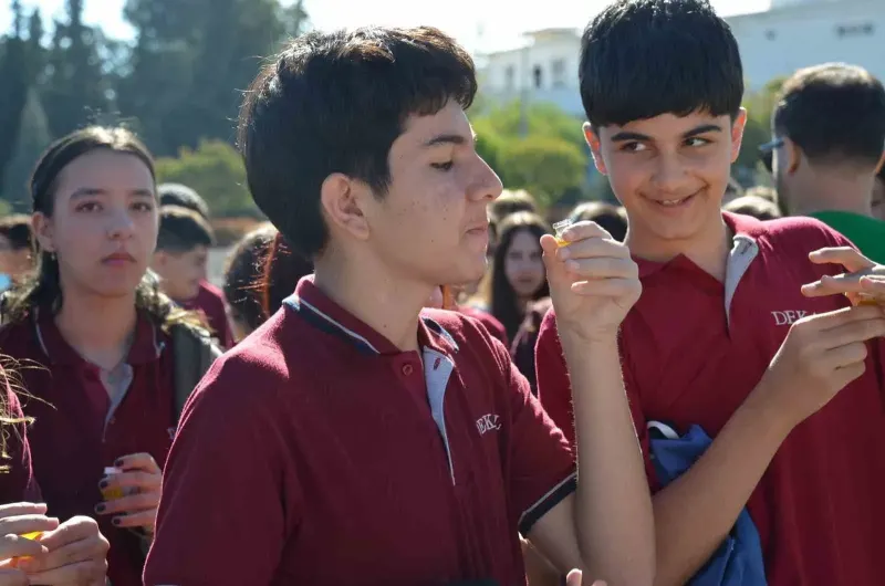 Aydın Didim’de Guinness Rekoru İçin Binlerce Kişi Zeytinyağı Tattı