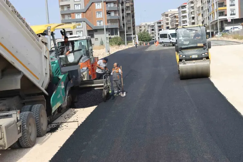 Şanlıurfa Büyükşehir Belediyesi Karaköprü'de Yeni Alternatif Bulvarı Tamamladı
