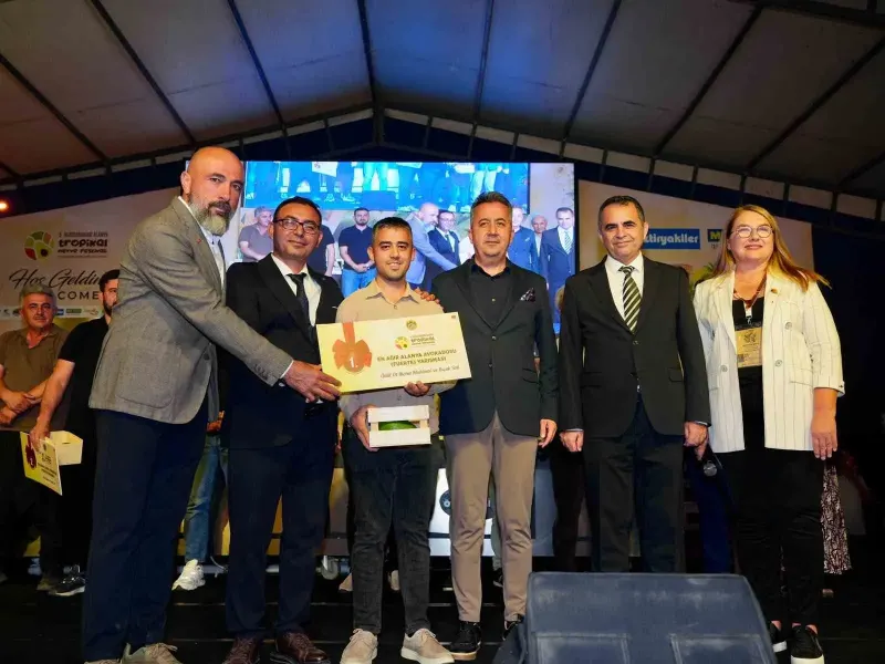 Alanya Tropikal Meyve Festivali Başladı ve En Ağır Avokado Seçildi