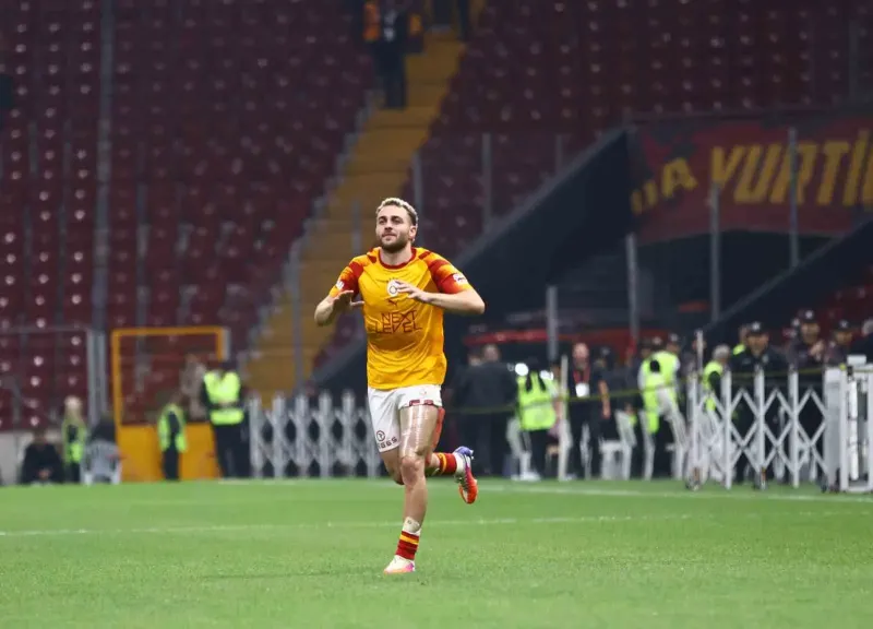 Galatasarayin Yildizi Baris Alper Yilmaz Masanin Ardindan Sahaya Geri Dondu