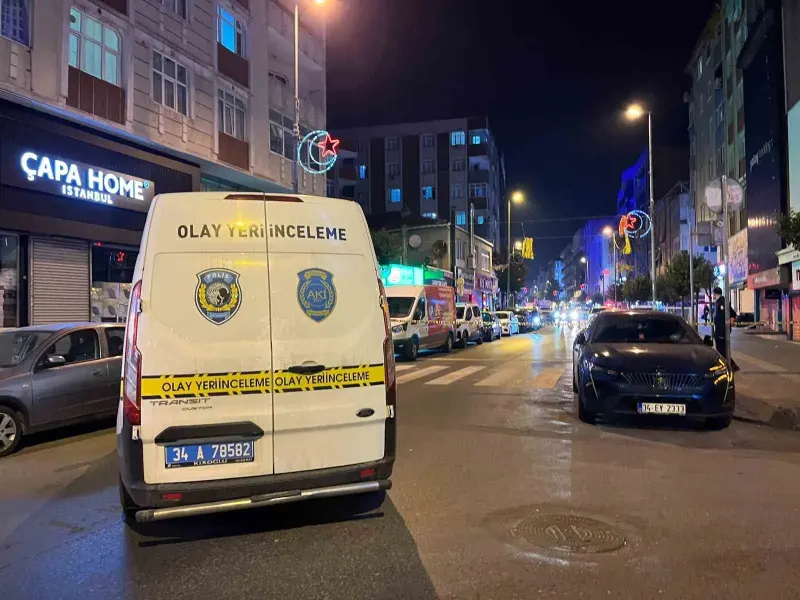 Esenler'de Silahlı Kavga Dehşeti: Cadde Ortasında İki Kişi Yaralandı