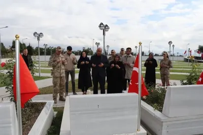 Şehit Jandarma Onbaşı Yakup Koç Şahadetinin 25. Yılında Kabri Başında Anıldı