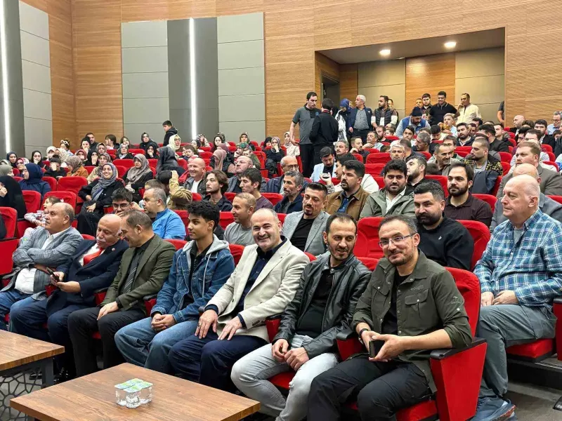 Kayseri'de Düzenlenen Seminerde İnsanın Hayat Gayesi ve Manevi Sorumlulukları Konuşuldu