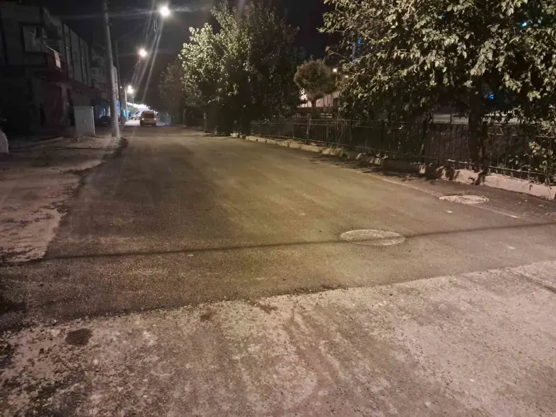 Kilis'te Sürücünün Ağır Yaralandığı Motosiklet Kazasının Ardından Asfalt Çalışması