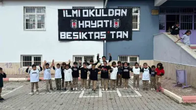 Beşiktaş Taraftar Gruplarından Niğdeli Öğrencilere Anlamlı Destek
