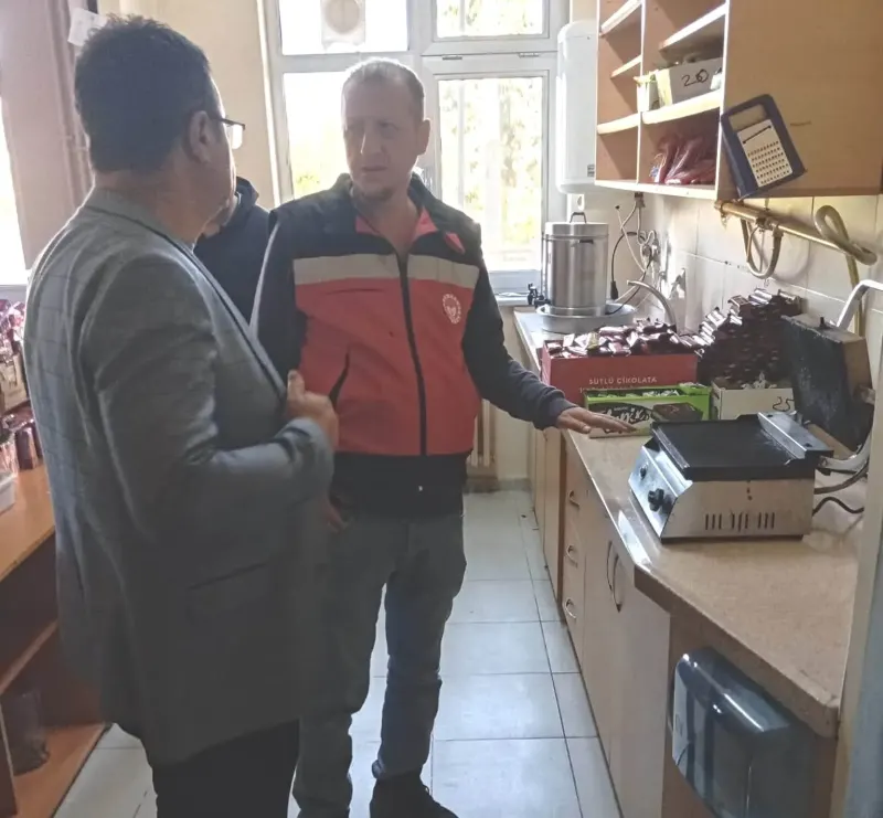 Kütahya Çavdarhisar'da Okul Kantinleri Sıkı Gıda Denetiminden Geçti