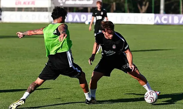 Beşiktaş, günü çift antrenmanla tamamladı