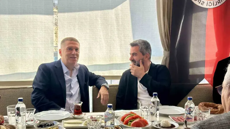 Gençlerbirliği Ve Amed Sportif Faaliyetler Başkanları Maç Öncesi Kahvaltıda Buluştu