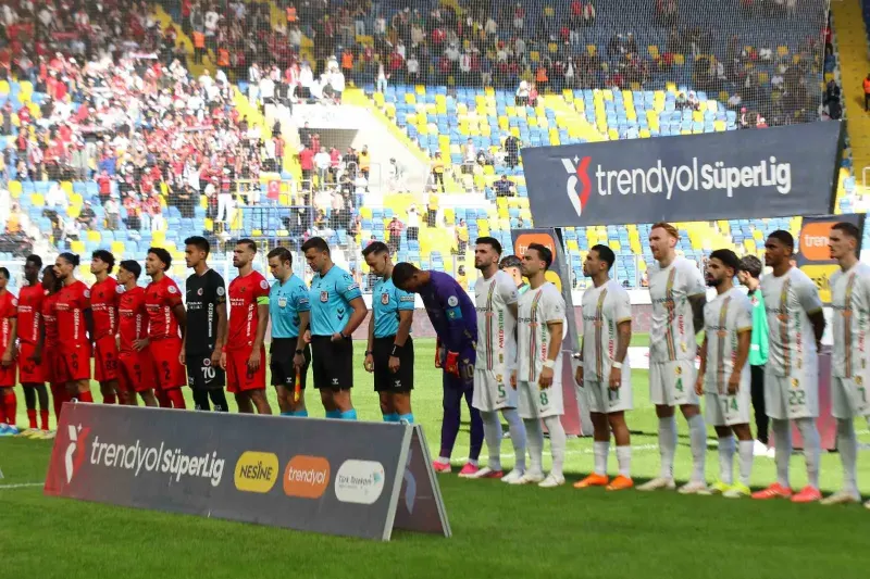 Trendyol Süper Lig Karşılaşmasında Gençlerbirliği ve Amed Sportif Faaliyetler Maçının İlk Yarı Sonucu