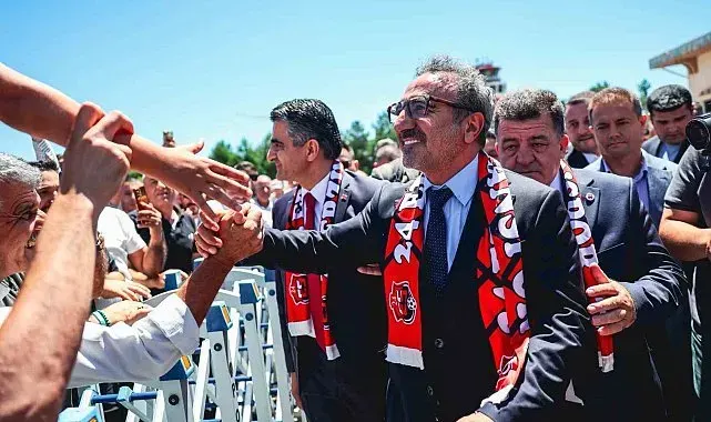 Chobani kurucusu ve CEO'su Hamdi Ulukaya'dan Erzincanspor'a dev destek