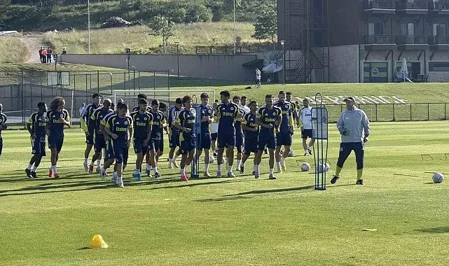 Fenerbahçe, Topuk Yaylası'nda çalışmalarını sürdürüyor