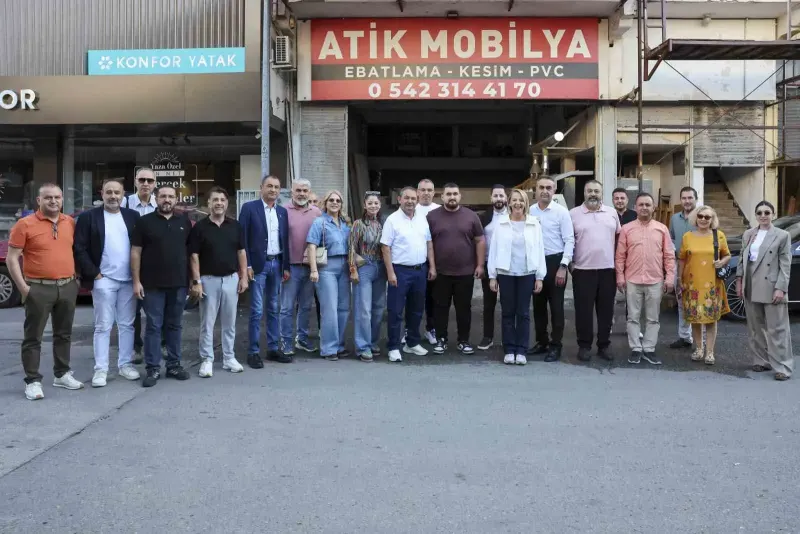 Antalya Eski Sanayi Sitesi Esnafından ATSO Adayı Hatice Öz’e Destek