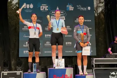 Milli Sporcu Nazife Tunçel Sırbistan'da Gümüş Madalya Kazandı