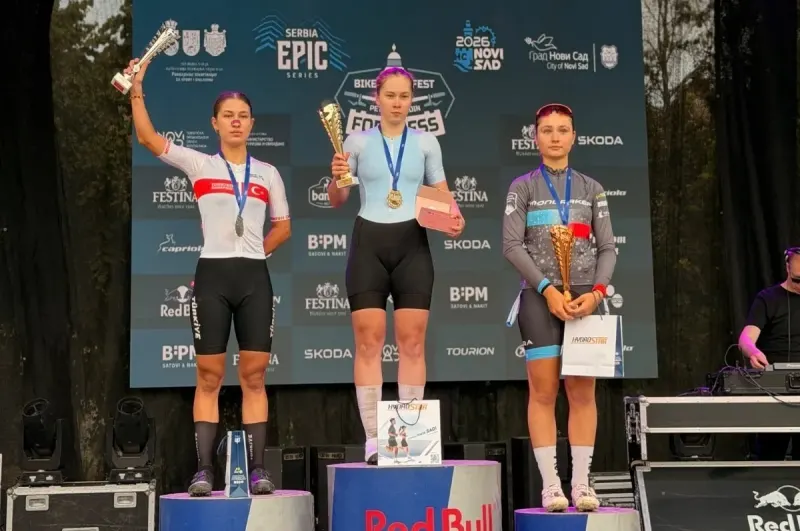 Milli Sporcu Nazife Tunçel Sırbistan'da Gümüş Madalya Kazandı