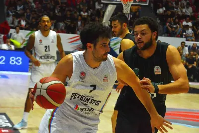 Aliağa Petkimspor Evinde Körfez Basket’e Tek Sayıyla Kaybetti
