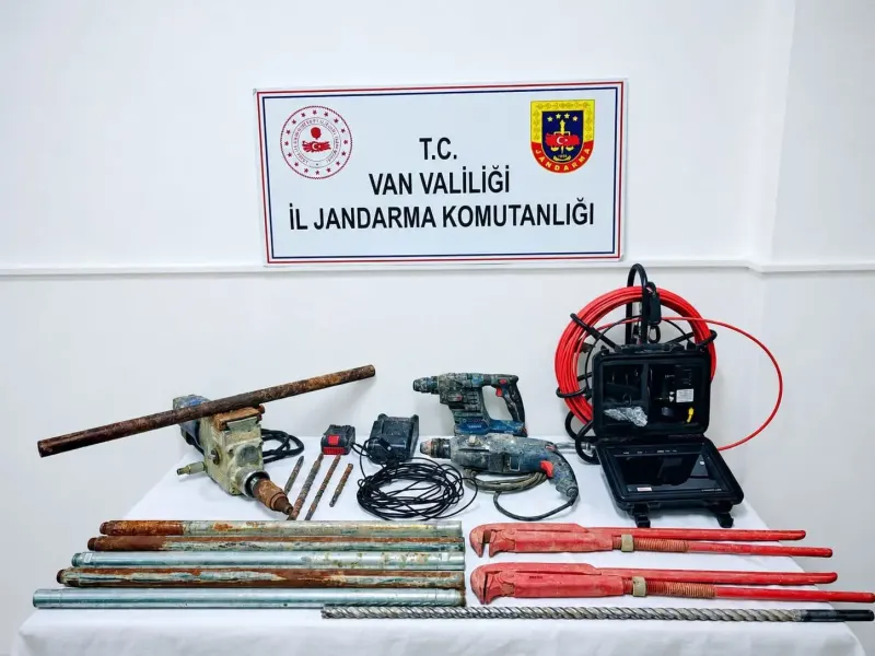 Van Çaldıran'da Sit Alanında Kaçak Kazı Yapan İki Kişi Suçüstü Yakalandı
