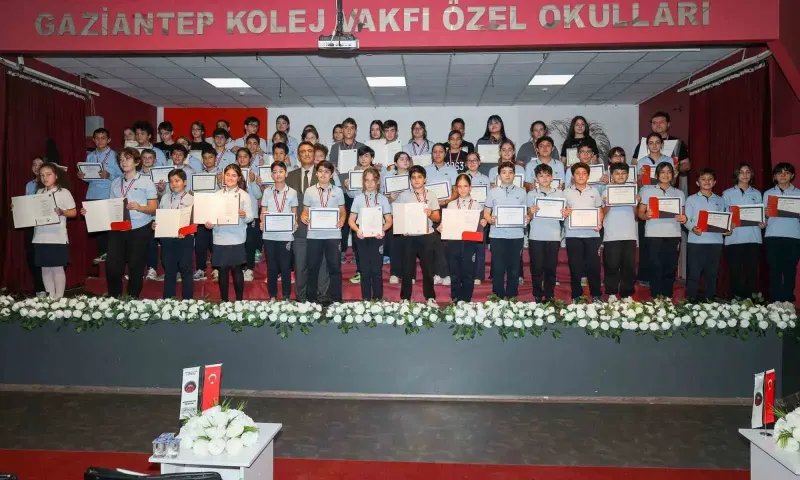 GKV Özel Okullarında Uluslararası Başarı: Cambridge ve TOEFL Sertifikaları Sahibini Buldu