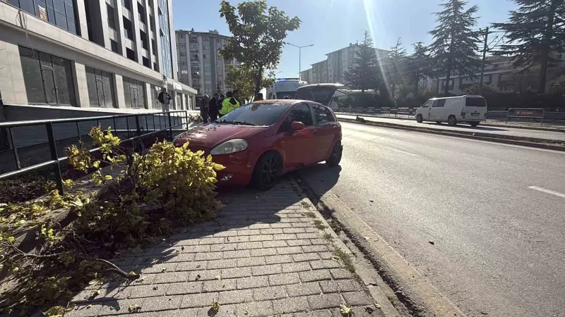 Eskişehir'de Alkollü Sürücü Ortalığı Birbirine Kattı