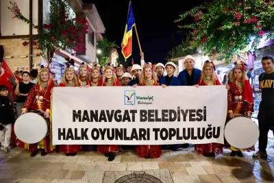 Manavgat 10. Uluslararası Halk Dansları Festivali Coşkulu Bir Kortejle Başladı