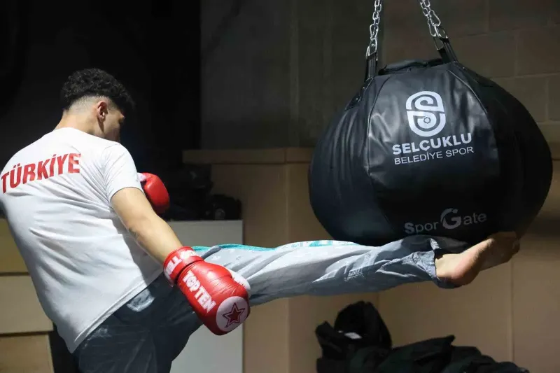 Kilolu Olduğu İçin Başladığı Kick Boksta Dünya Şampiyonu Oldu
