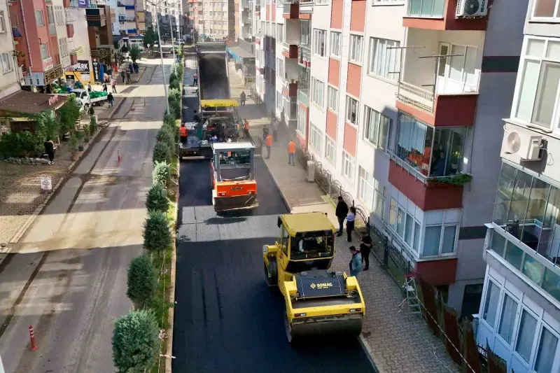 Giresun'da Üstyapı Yenileme Hamlesi: Üç Kilometrelik Asfalt Serimi Başladı