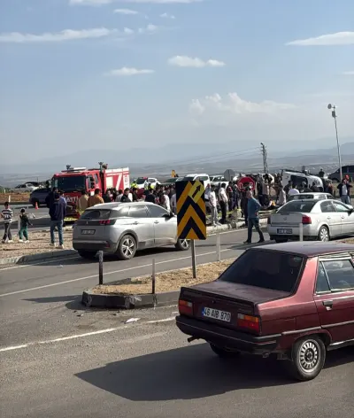 Kahramanmaraş'ta MHP Konvoyunda Feci Kaza: 1 Can Kaybı ve Yaralılar Var