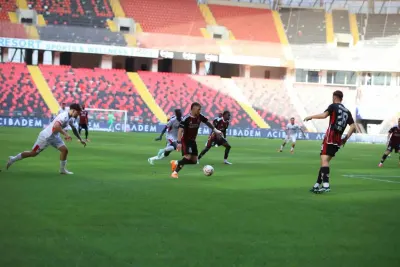 Trendyol Süper Lig Mücadelesinde Gaziantep FK İle Çorum FK Karşı Karşıya Geliyor