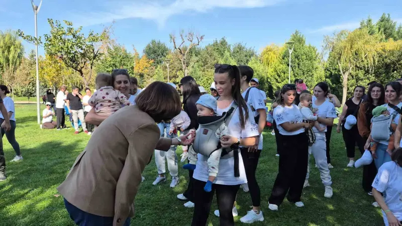 Parktan Çıkarılan Anne Ve Bebekler Kentpark'ta Buluştu
