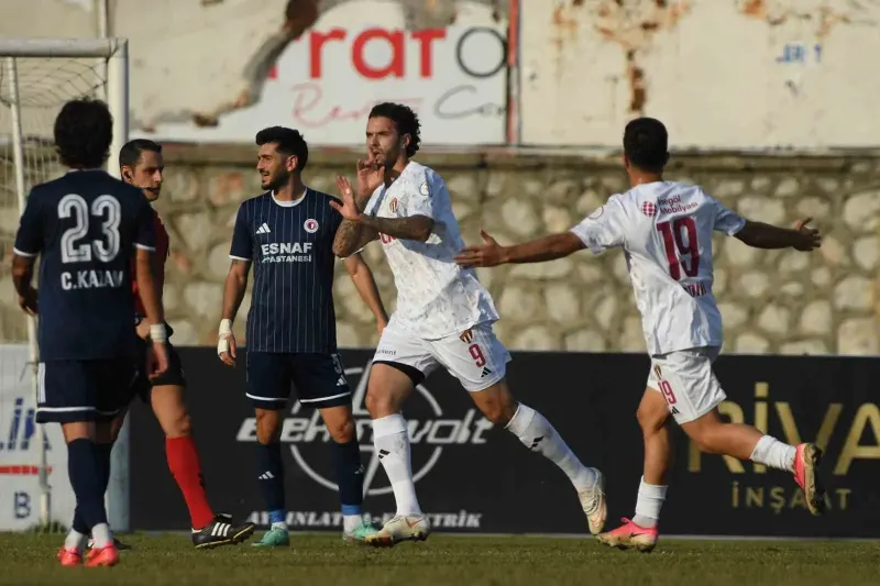 Sultan Su İnegölspor Sahasında Fethiyespor'u İki Golle Geçti