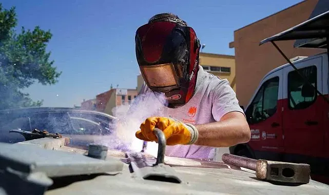 Yunusemre'de çöp konteynerlerine yaz mesaisi