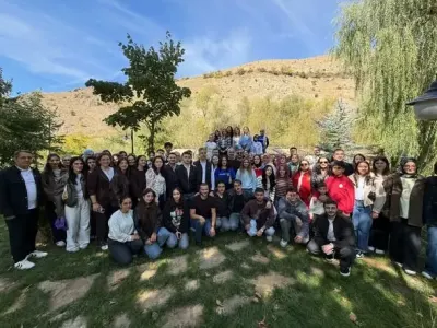 Erzincan Binali Yıldırım Üniversitesi Rektörü Kuyrukluyıldız Öğrencilerle Buluştu
