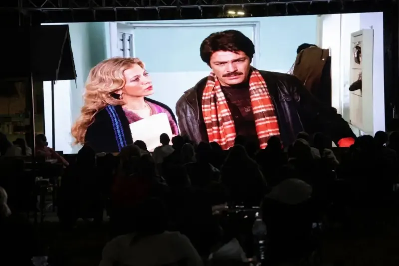 Kütahya Belediyesi Tarafından Düzenlenen Açık Hava Sineması Etkinliğinde Unutulmaz Film Gösterildi