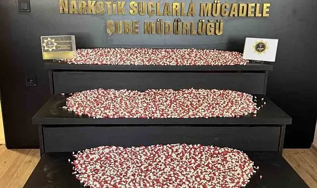 Kargo ile uyuşturucu sevkiyatına polis 'dur' dedi