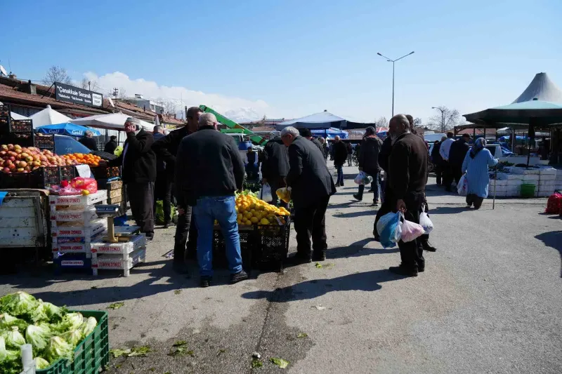 Ağustos Ayında Ticaret Satış Hacminde Yüzde 0,6 Oranında Artış Yaşandı