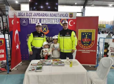 Çanakkale’deki Tarım Fuarında Jandarmadan Kapsamlı Trafik Eğitimi