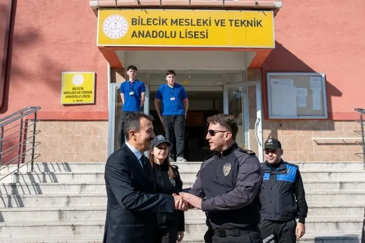 Bilecik'te Okul Güvenliği İçin Emniyetten Öğretmen ve Öğrencilere Ziyaret