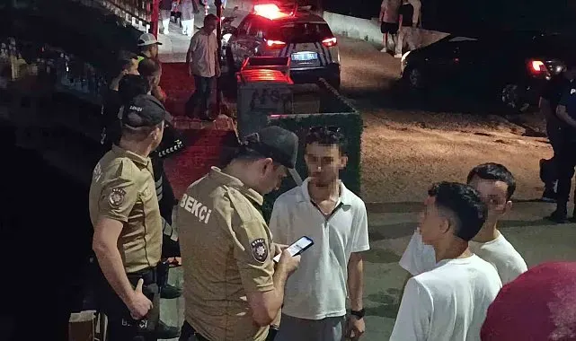Tekirdağ polisinden huzur uygulaması - 600 kişi sorgulandı, sahil şeridi didik didik arandı