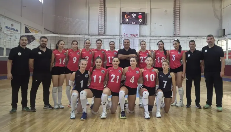 Turgutlu Belediyesi Kadın Voleybol Takımı Deplasmanda Liderlik Koltuğuna Oturdu