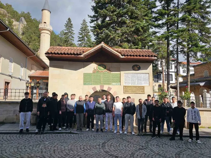 Kastamonu'da Öğrencilere Yönelik Tarih ve Doğa Gezisi Düzenlendi